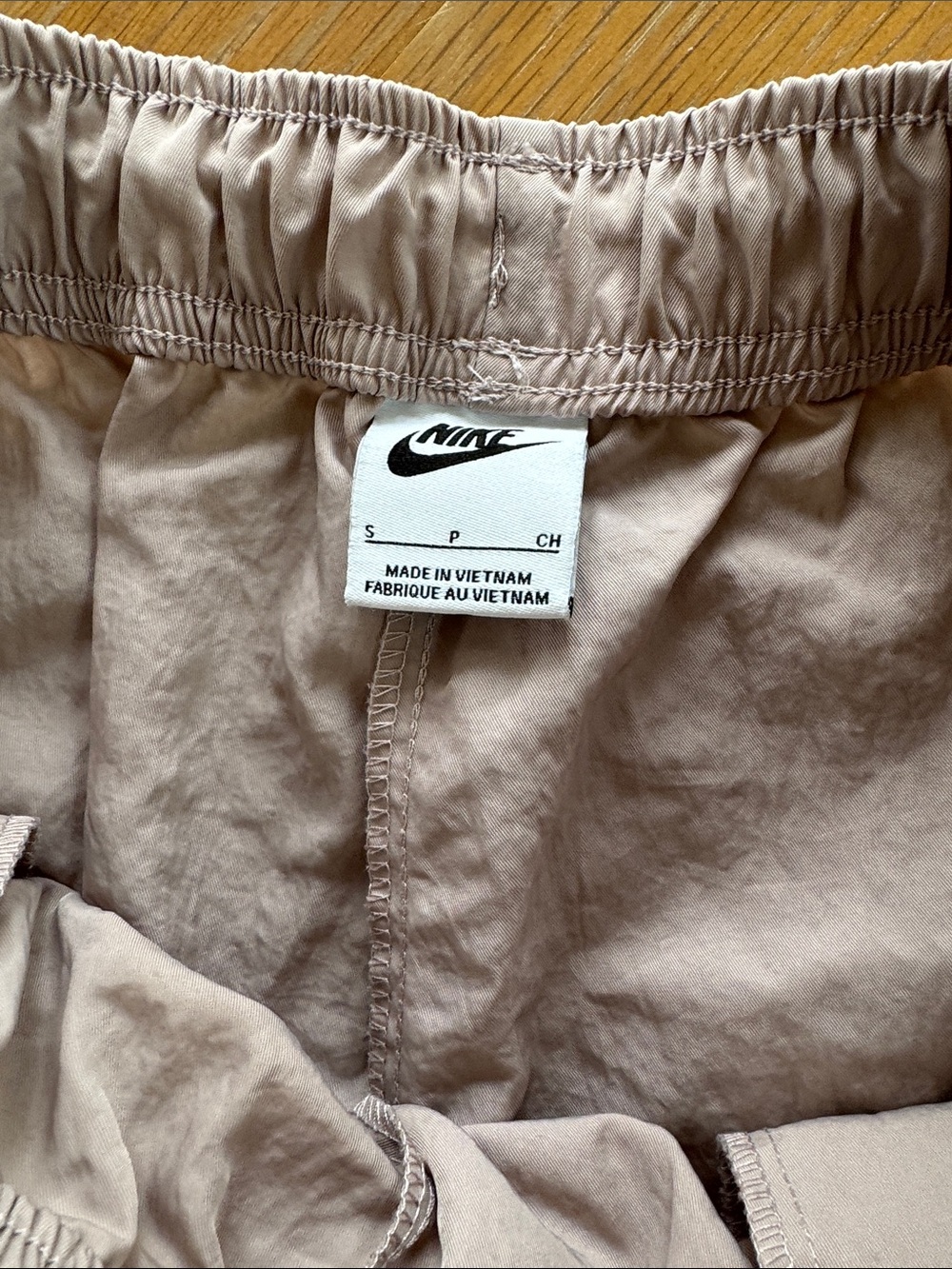 Nike Beige Cargo Track Pants with Side Pocket Size Small - Picture 8 of 12